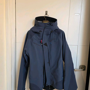 클라터뮤젠 드라우푸너 미디엄 1회 착용