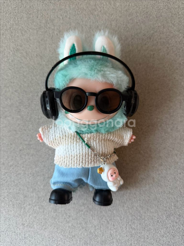 (새상품)라부부 옷세트(인형 그대로 드려요!)--9