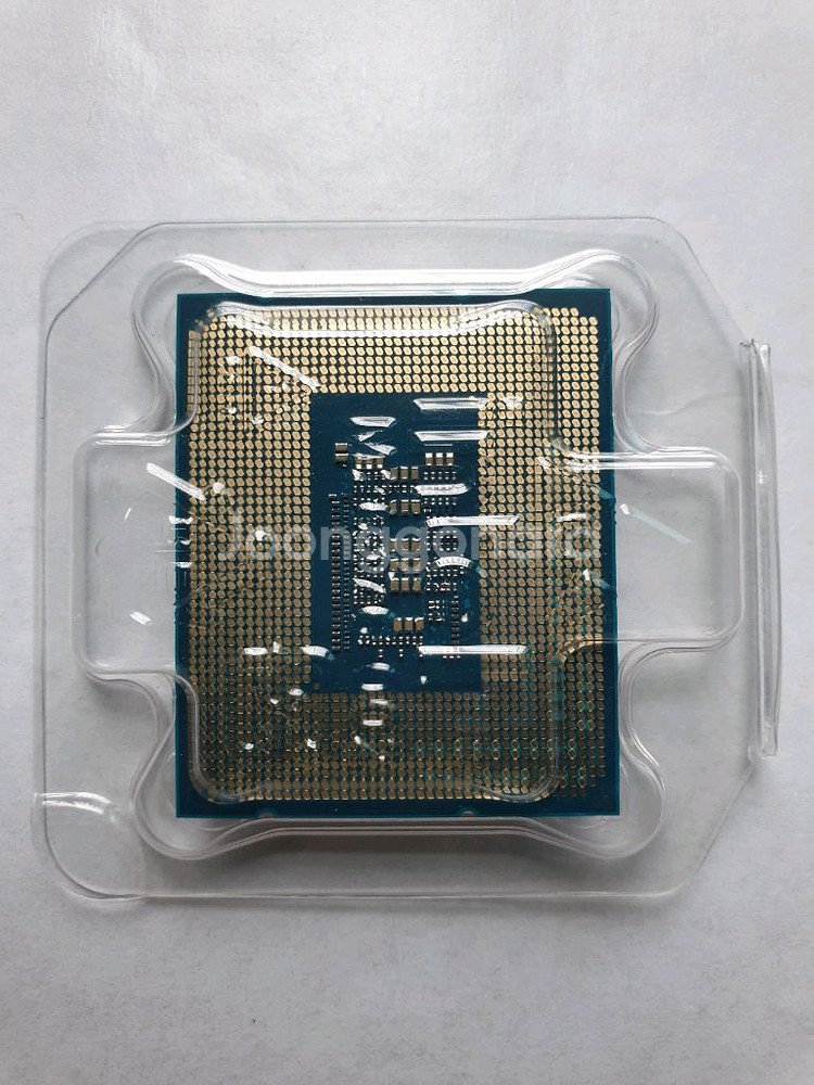 cpu i3-12100F 박스전체 우체국택포--2