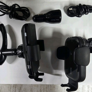 무선 차 거치대 2개 & 고속 차저 <북수원>