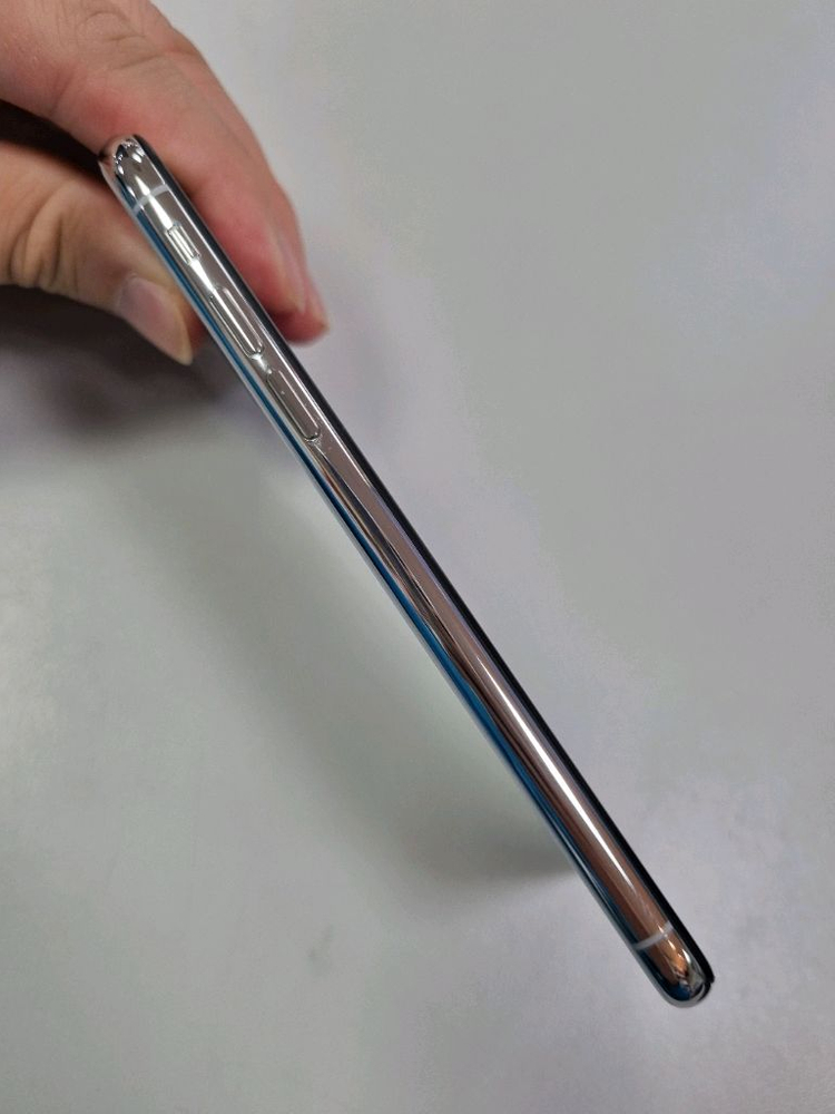 [SSS급 배터리100%] 아이폰XS 256gb 실버색 이미지