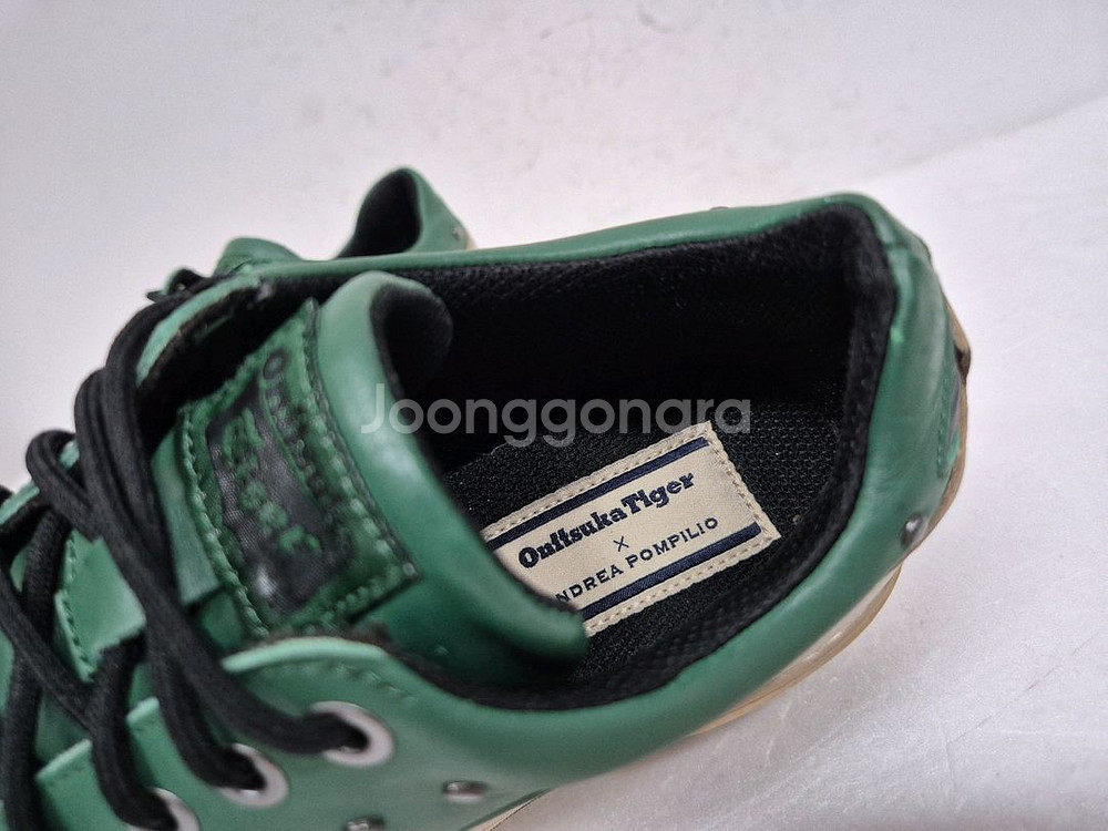 오니츠카타이거 안드레아 폼폴리오 250--7