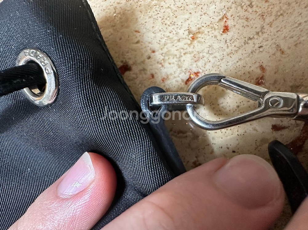 프라다 포코노 리폼 버킷백 파우치백--5