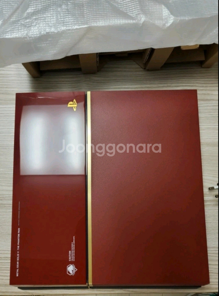 PS4 메탈기어 팬텀페인 에디션 한정판 2TB--2