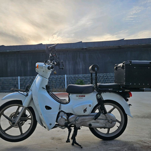 슈퍼커브110/23년식/1.1만키로/175만원/배달세팅