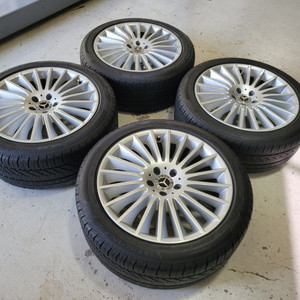 벤츠W222 S클래스 마차19인치 순정품휠타이어