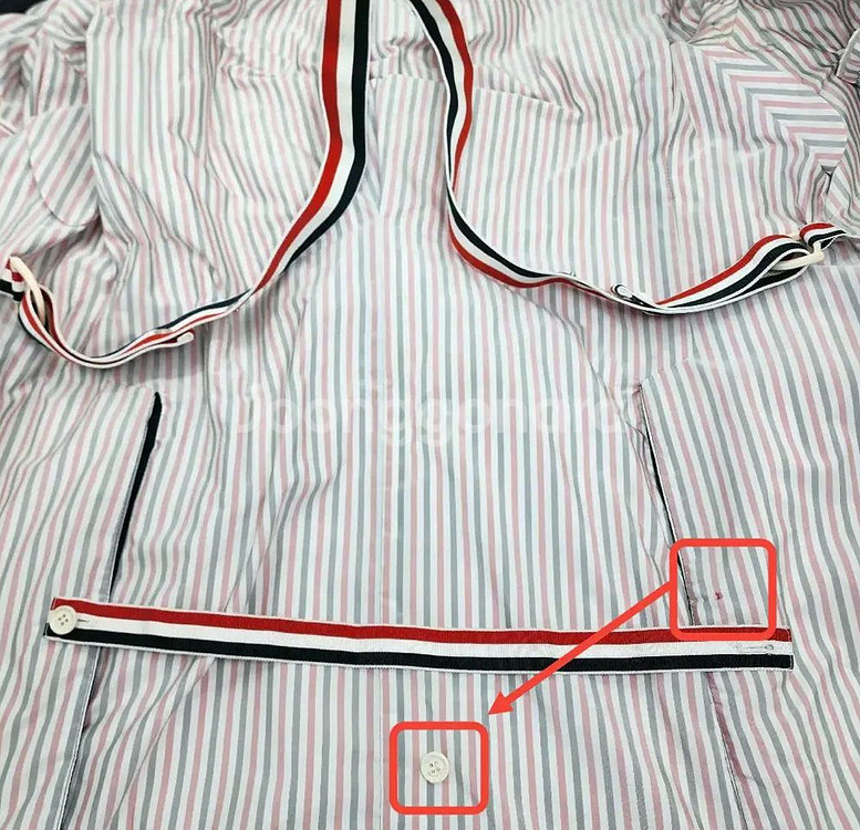 톰브라운 백삼선 패딩코트 4사이즈--9