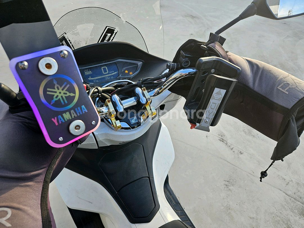 혼다PCX125/24년식/2만키로/260만원/배달세팅--8