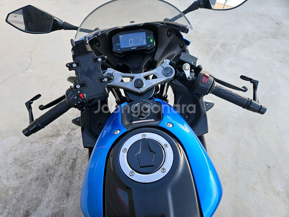 스즈키GSXR125/23년식/5천키로/310만원/신차급--8