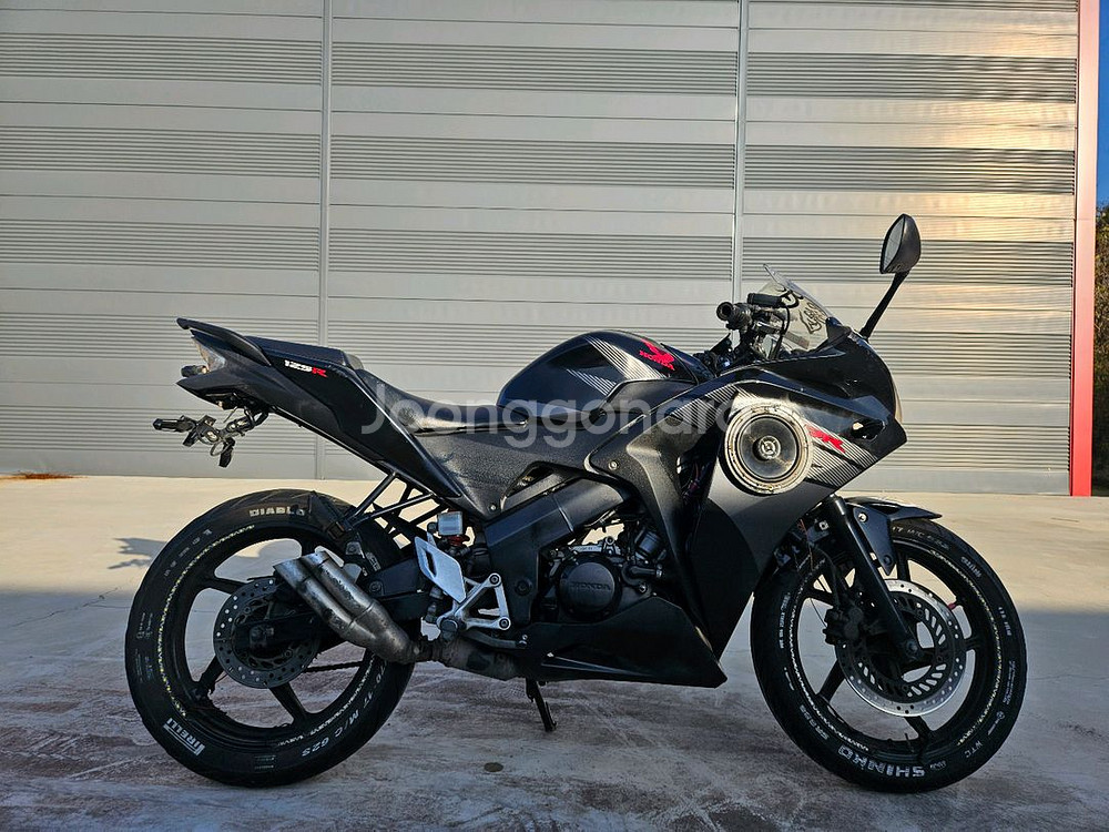 혼다CBR125/16년식/6만키로/150만원/풀튜닝--1