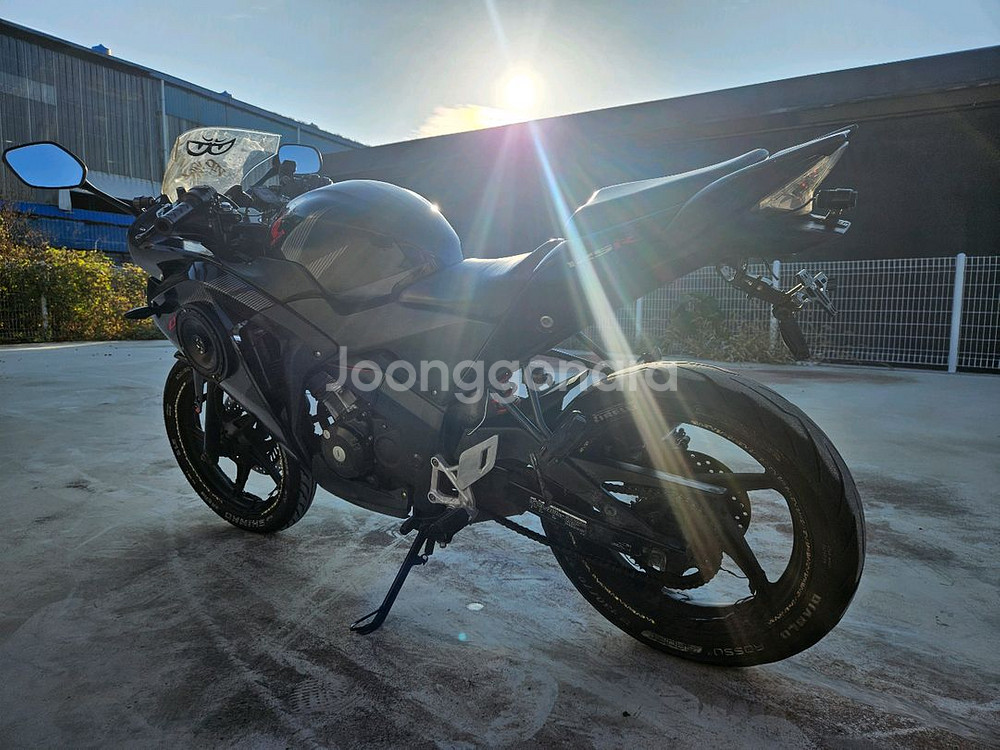 혼다CBR125/16년식/6만키로/150만원/풀튜닝--5