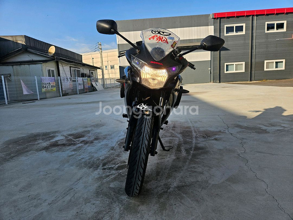 혼다CBR125/16년식/6만키로/150만원/풀튜닝--6