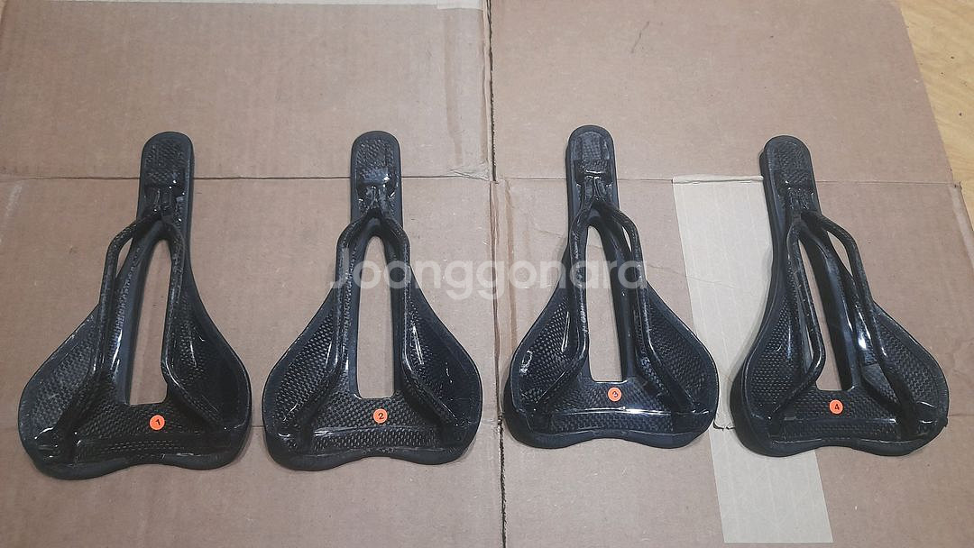 신품수준 7D 안장 외--1