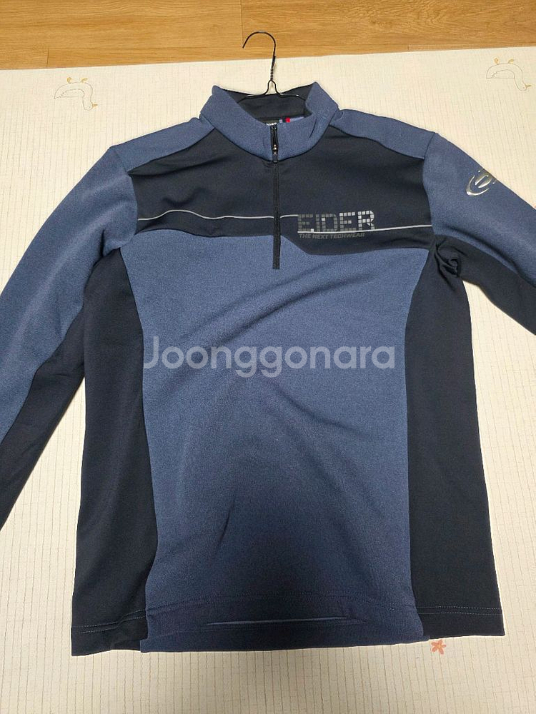 아이더 남성 겨울 짚업티(신릭) 새상품 팔아요.--0