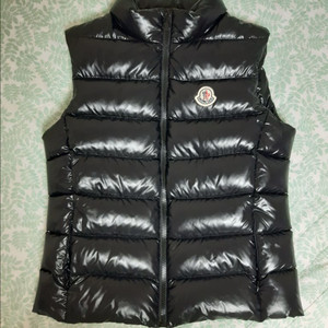 몽클레어 패딩 조끼 가니 (백화점판)