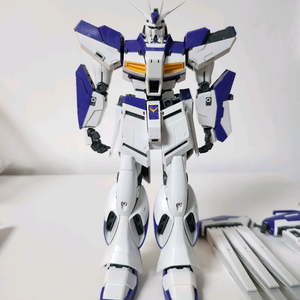 반다이 MG 하이뉴 버카 부품용 정크 팝니다.