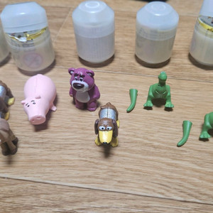 자이니 초코에그 토이스토리 미니 피규어 굿즈