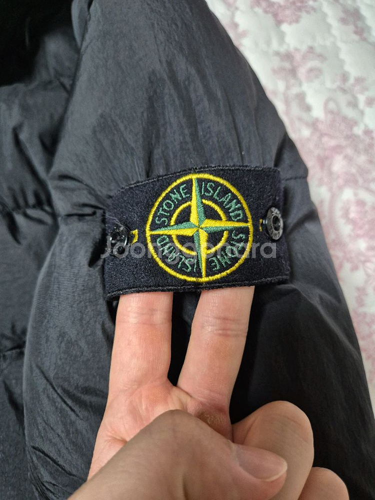 정품 스톤아일랜드 크링클랩스 패딩 95-M 블랙--4