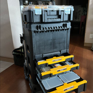 디월트 티스택 공구함, 툴박스, 끌차 세트