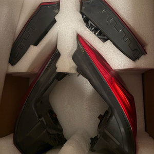 bmw g30 전기형 후미등 한대분 판매합니다