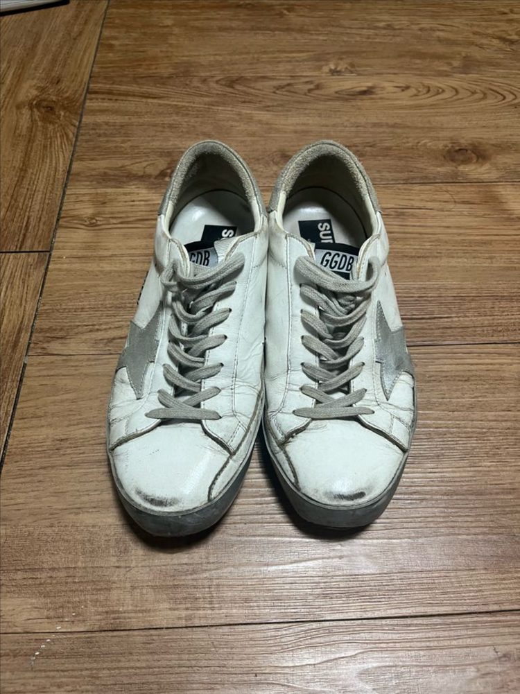 골든구스 슈퍼스타 스니커즈 실버 40사이즈--1