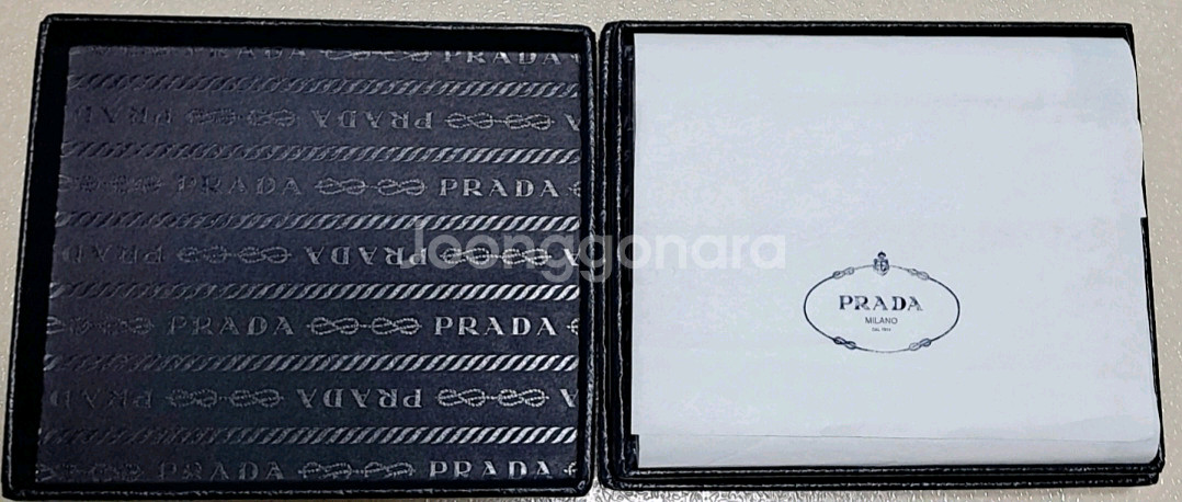 프라다 밀라노 스파졸라토 트리아 브러시드 카드지갑--3