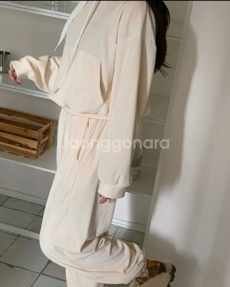 마리틀 malittle 톰벨벳셋업 아이보리 (새제품)--0