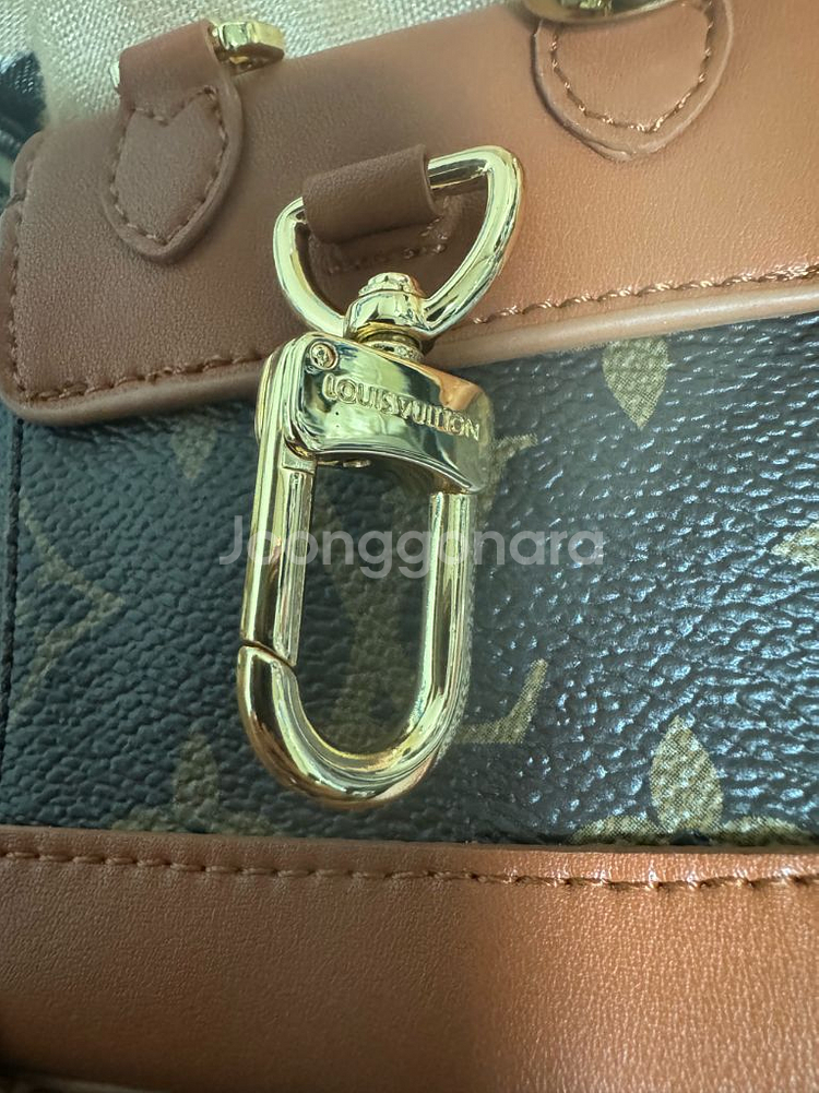 루이비통 키링 (새상품)--5