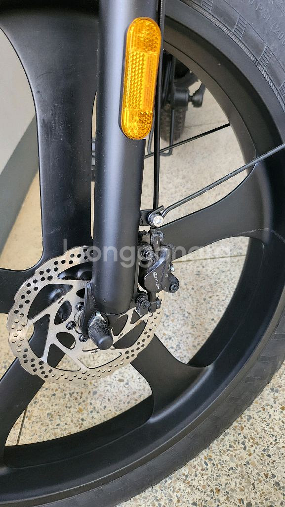 전기자전거 볼트몬스터(VT700 FB26) 접이식 26--2