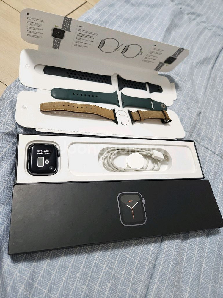 애플워치se 44mm 나이키에디션--0