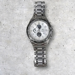 카시오 에디피스 EF-539D크로노그래프 손목시계