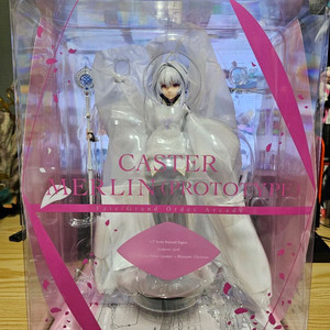 알터 페이트 멀린 프로토타입 피규어 판매합니다