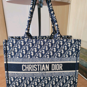 정품)디올 오블리크 북 토트백. 숄더가방 !!