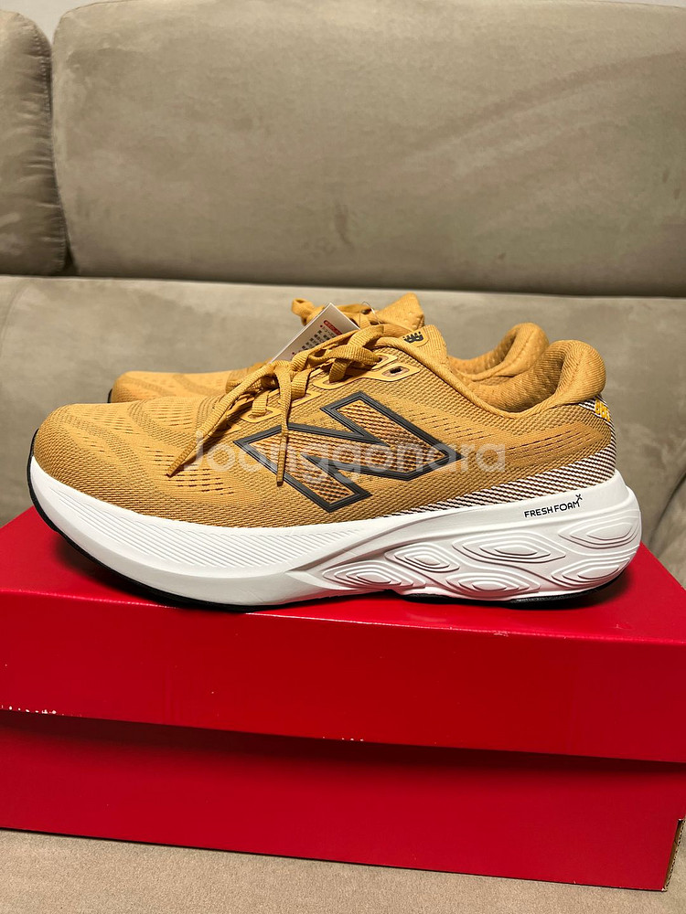 뉴발란스 880 V15 2E 265 판매합니다--2