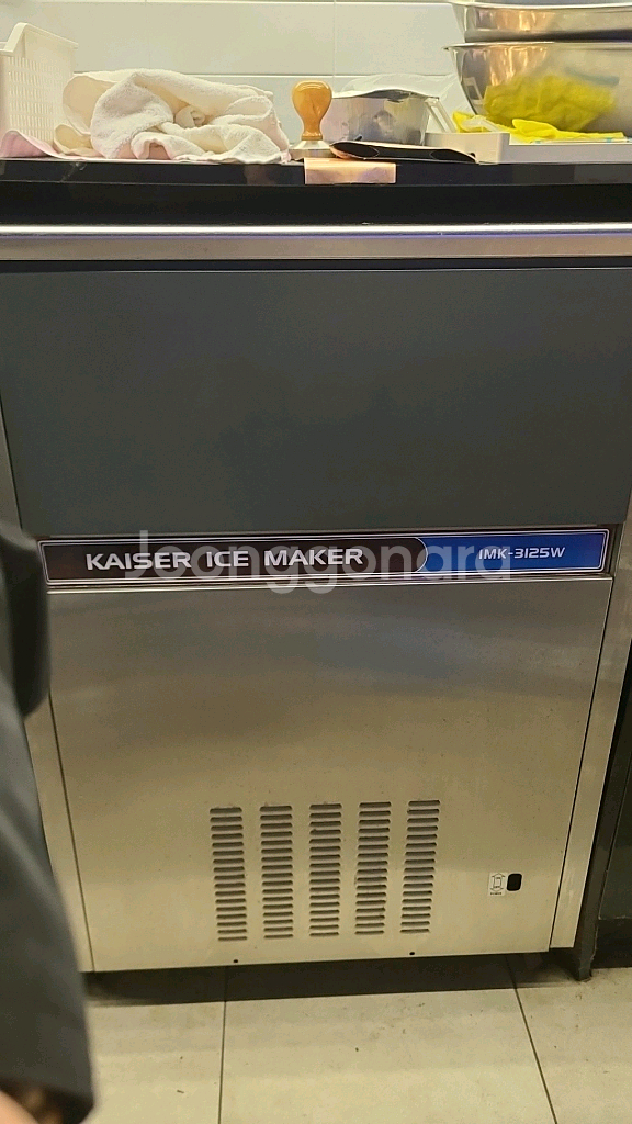 카이저 제빙기 100키로--0