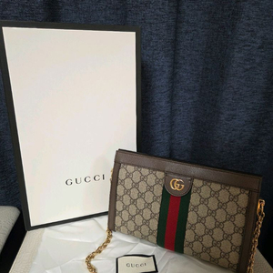 구찌 오피디아 GG 미디엄 숄더백