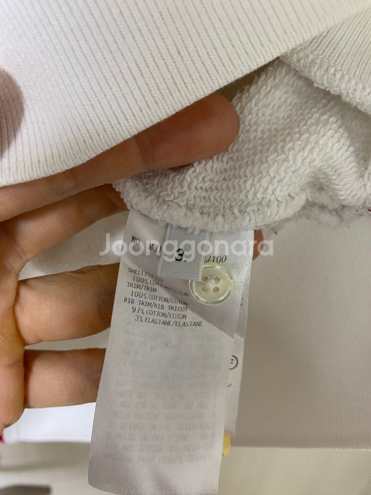 [3] 톰브라운 백삼선 맨투맨 화이트--4