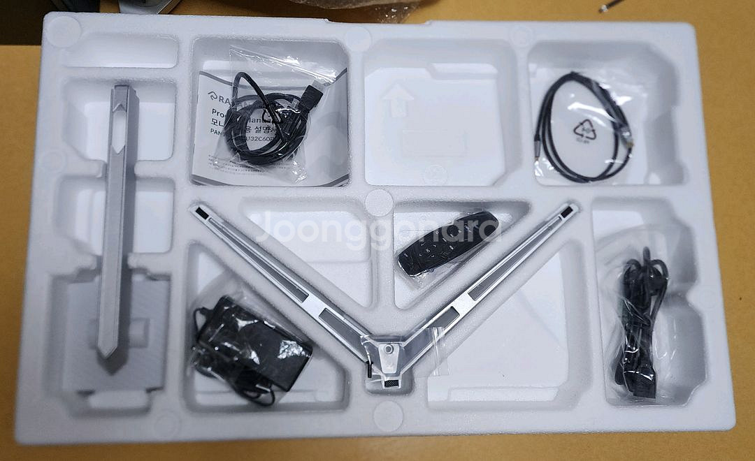 레안텍 PANTHEON 32인치 4K 게이밍모니터 중판--4