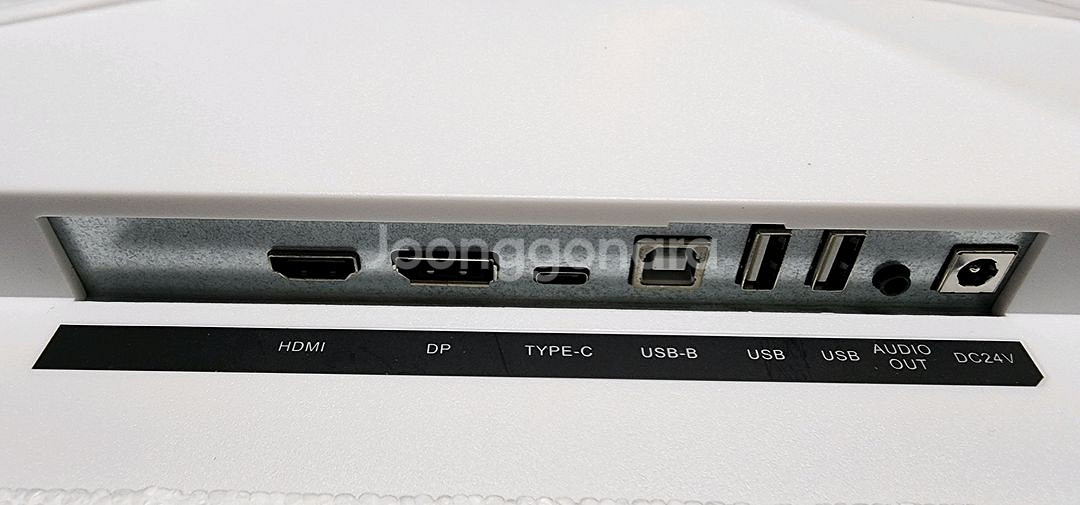 레안텍 PANTHEON 32인치 4K 게이밍모니터 중판--3