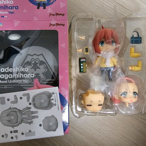 넨도로이드 나데시코(교복) 팝니다