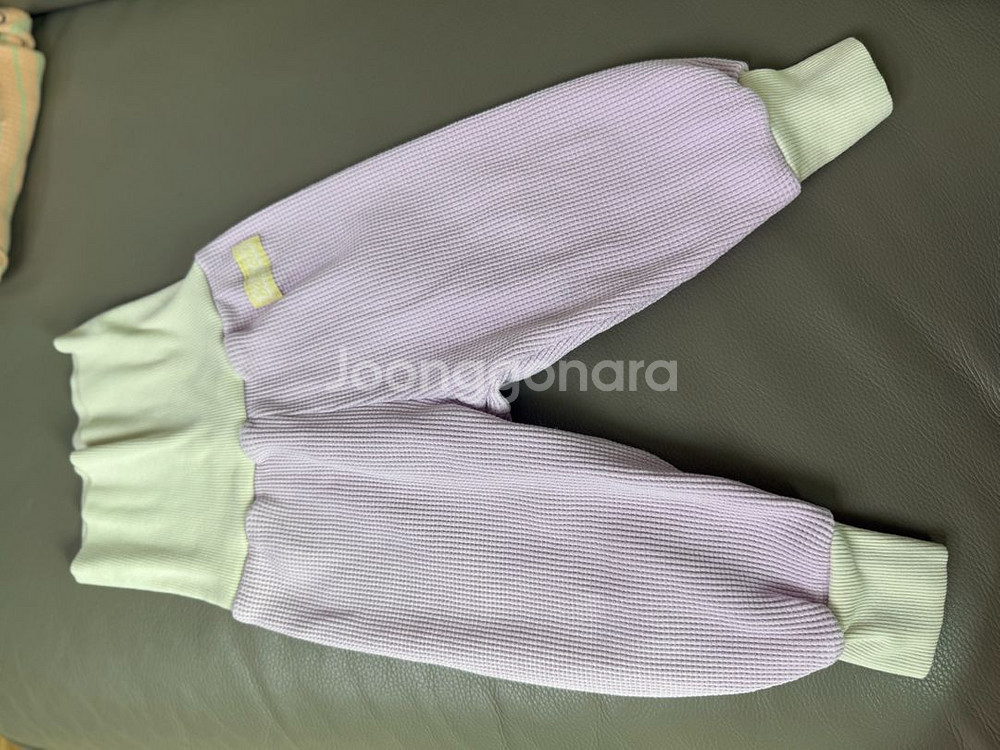 아프리콧 스튜디오 베이비콧 노블 밀키 셋업--1