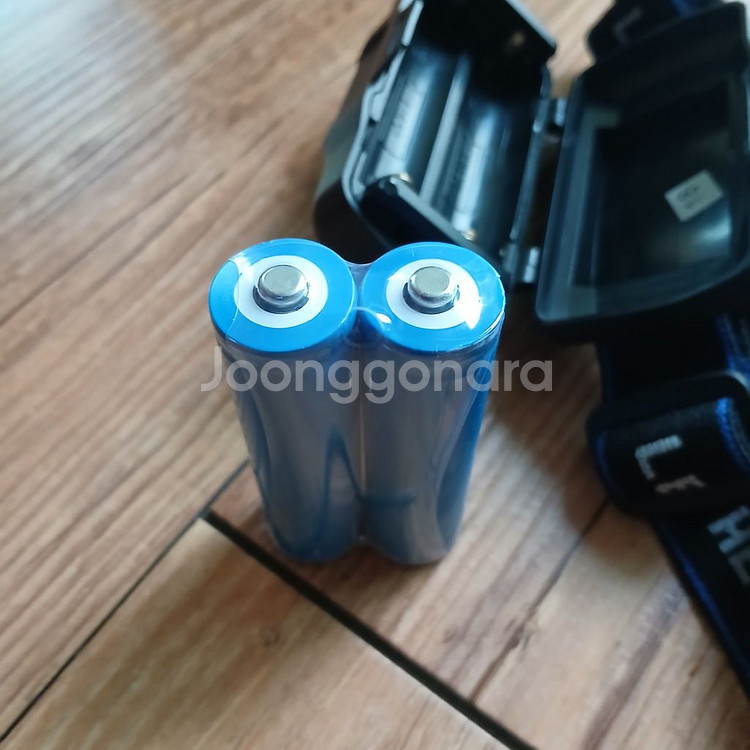 새상품/T6LED 충전식 해드렌턴 18650(2개포함)--7