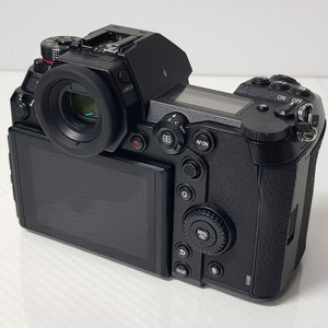 파나소닉 S1 바디