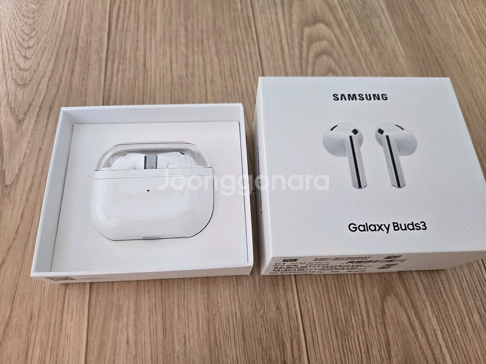 갤럭시버즈3 화이트 팝니다--0