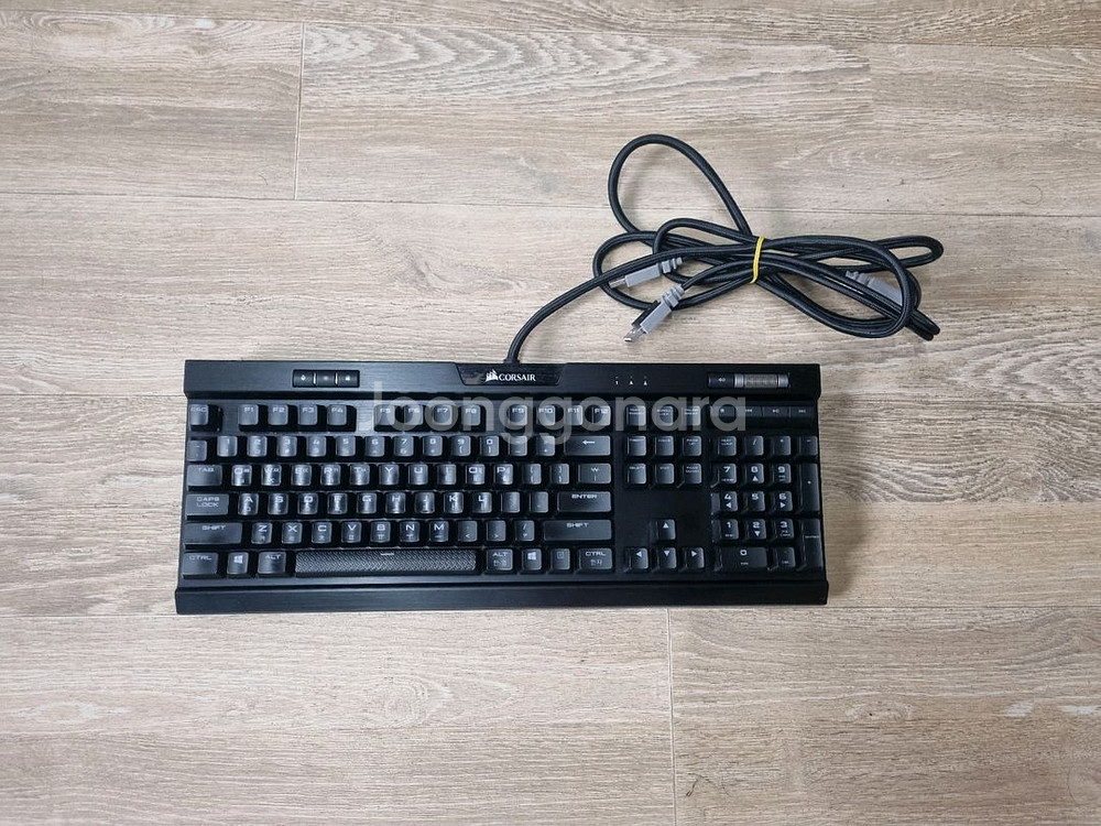 커세어 K70(적축) 키보드 팝니다--0