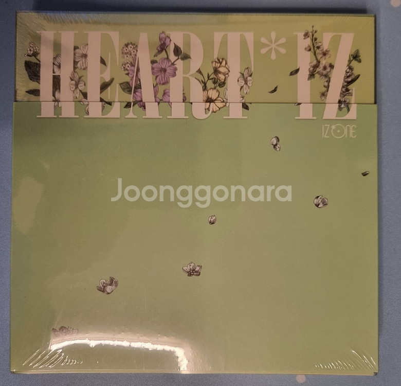 아이즈원(IZ ONE) - Heart IZ 미개봉--0