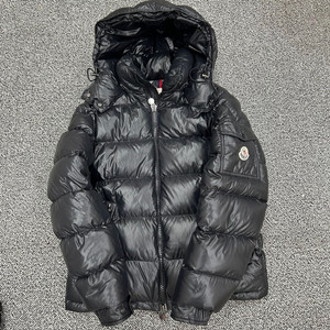 몽클레어 마야 패딩 블랙 1사이즈