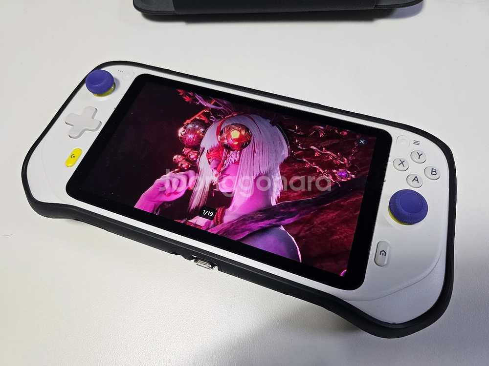 로지텍 g cloud 팝니다.--0