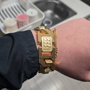 금100돈 중고거래 | 중고나라 - 안심되는 중고거래