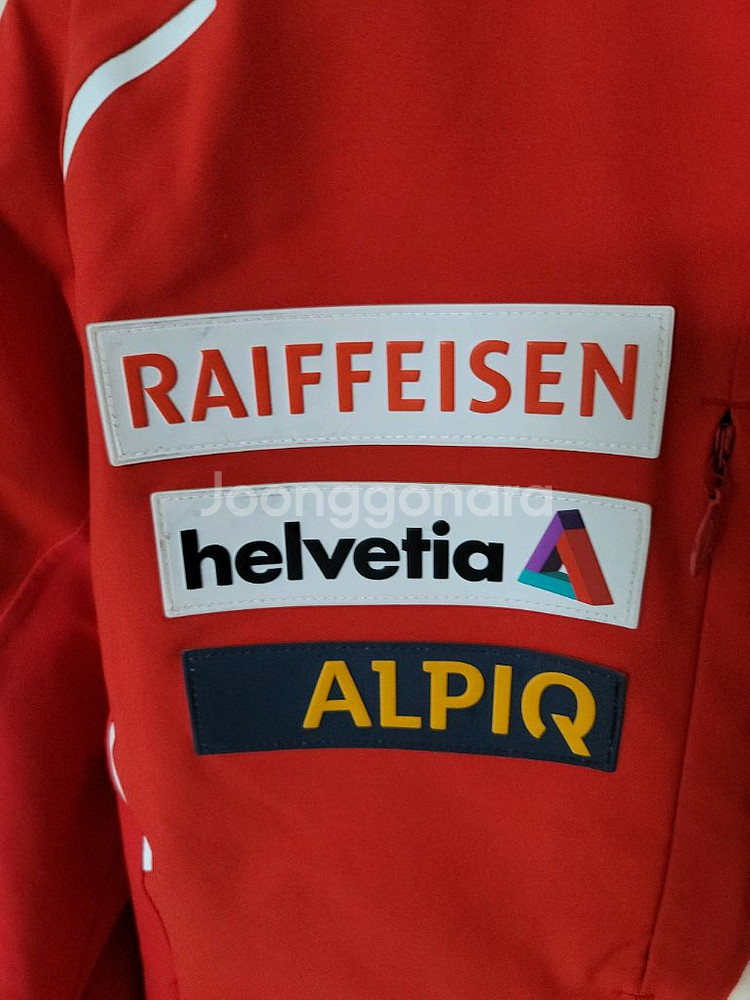 데상트 아우디 레드 스키 바람막이 95사이즈 상태극상--2